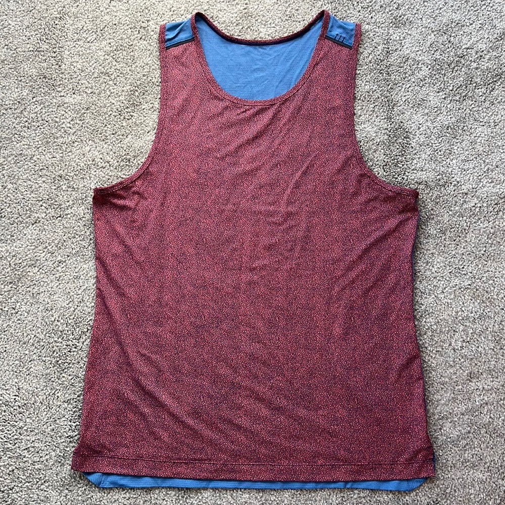 Lululemon workout tank size medium color block